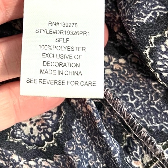 🌟DR2, Daniel Rainn, Gorgeous Free-Flowing Blouse in Soft Mauve & Gray, Small - Picture 7 of 16